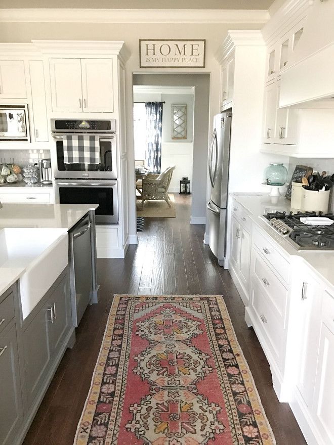قالی یا فرش کف آشپزخانه